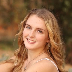 Meet your Posher, Rianna